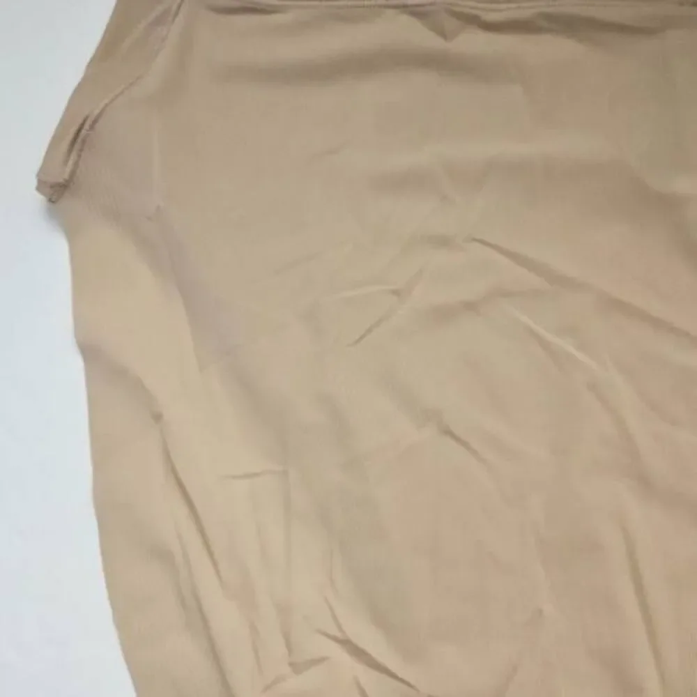 SKIMS HI CUT BRIEF PANTY NWT‎